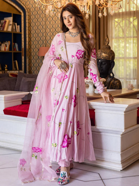 Aarohi Pink Handpainted Suit Set - Pink
